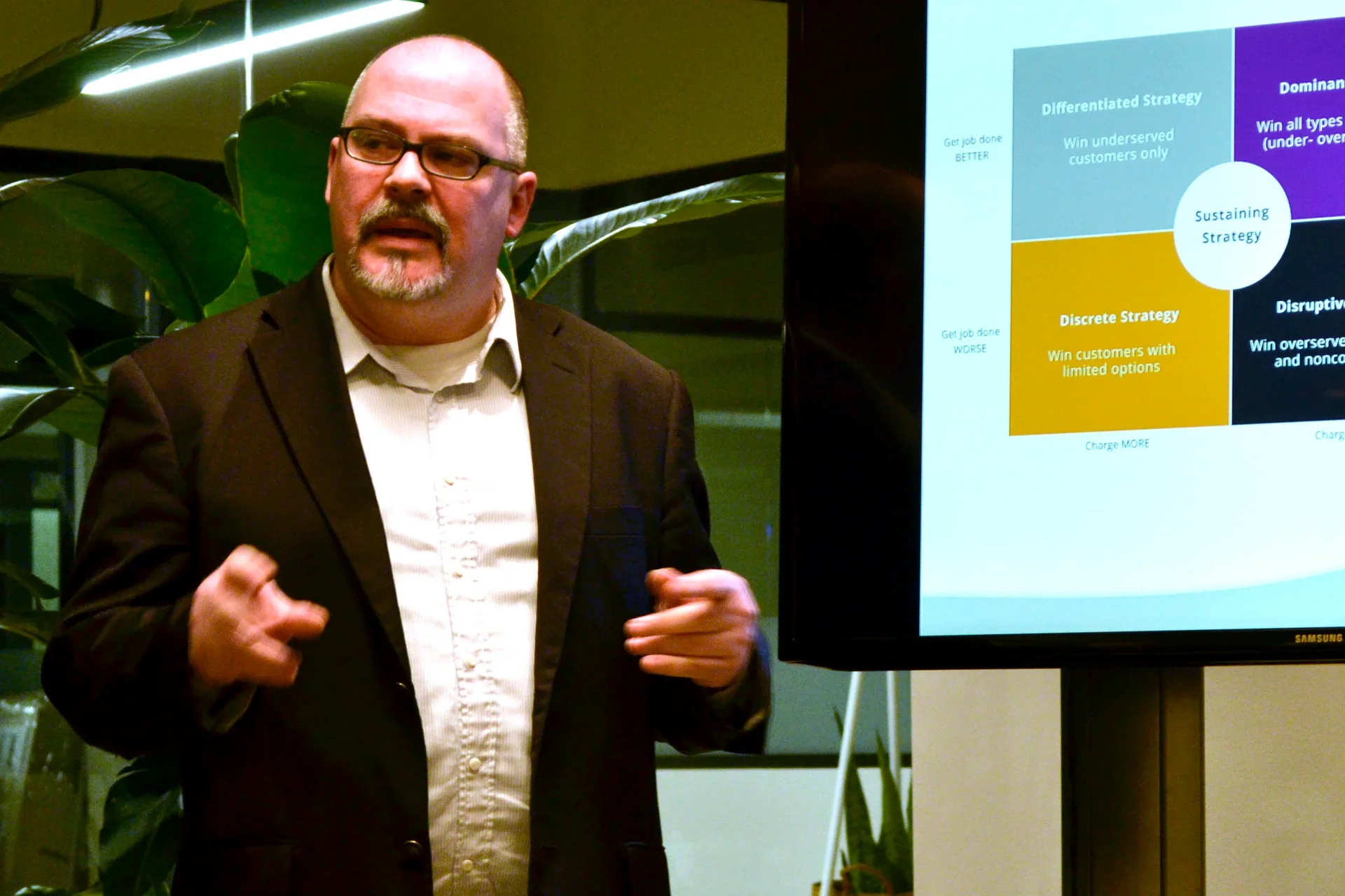 Balancing Tactical and Strategic Research | Jobs To Be Done: The Future of UXR?, photo 4